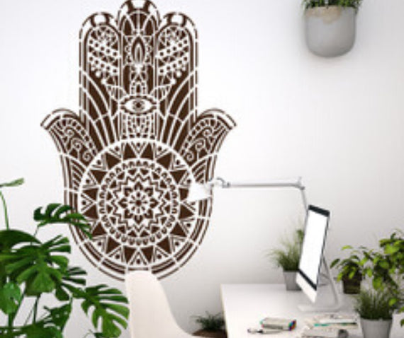 XL muurtattoo hand van fatima
