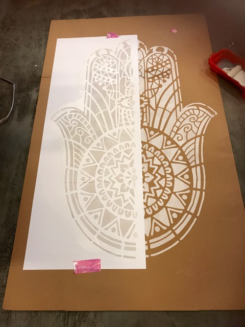 XL muurtattoo hand van fatima